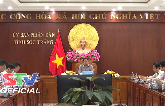 Lãnh đạo UBND tỉnh Sóc Trăng nghe báo cáo khó khăn, vướng mắc trong triển khai các dự án trên địa bàn huyện Cù Lao Dung